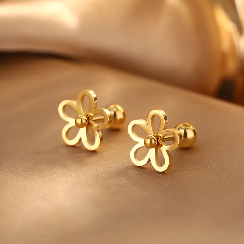 Flower stainless 18k Gold plated stud earrings